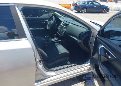 2016 Nissan Altima 2.5 S из США, поврежденный, VIN 1N4AL3AP1GN387492